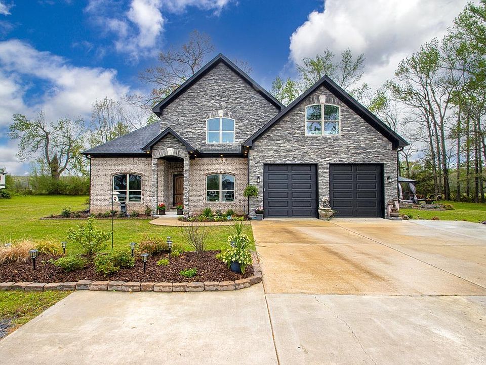 1st image of 204 Annis Estates Dr