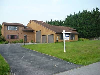 1st image of 19207 Olde Ipswich Cir