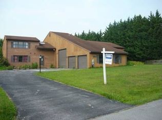 19207 Olde Ipswich Cir, Hagerstown, MD 21742