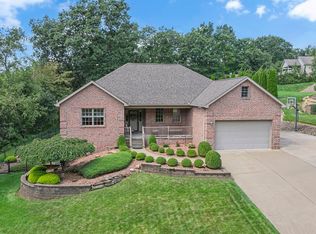 101 Sunray Dr, Aliquippa, PA 15001