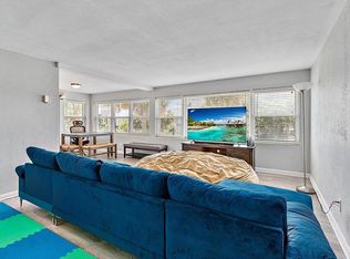 202 Hopkins St, Neptune Beach, FL 32266