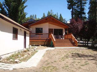 1096 Mesquite Ln, Fawnskin, CA 92333