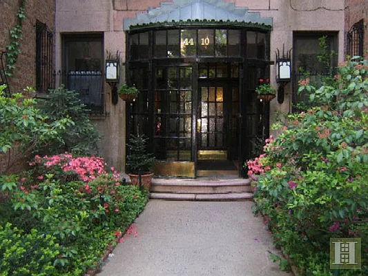 Sold by Halstead Real Estate | media 9