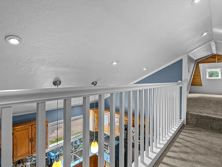 515 Hope St — Photo 22