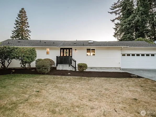 1052 E Robinhood Drive, Arlington, WA 98223