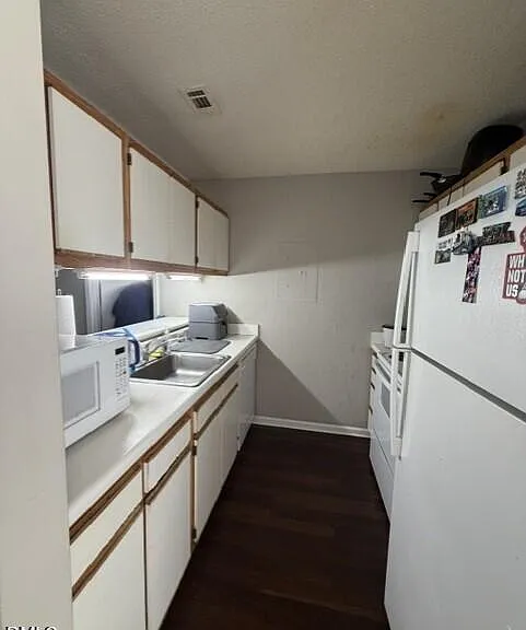 1521 Graduate Ln #101 — Photo 8