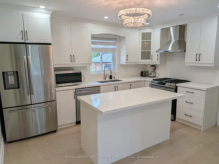 372 Highside Dr — Photo 10