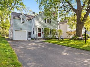 102 Belmeade Rd, Rochester, NY 14617