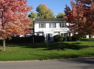 31 Campfire Rd S, Henrietta, NY 14467