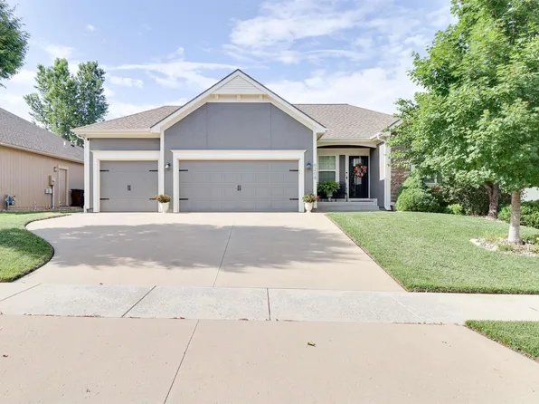 6208 Crystal Ln, Lawrence, KS 66049