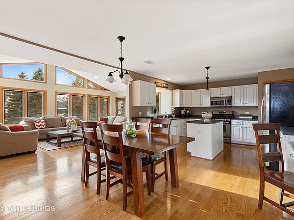 4th image of 10377 W Prairie Ln