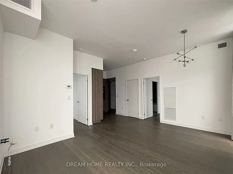 11 Wellesley St W #5102 — Photo 13