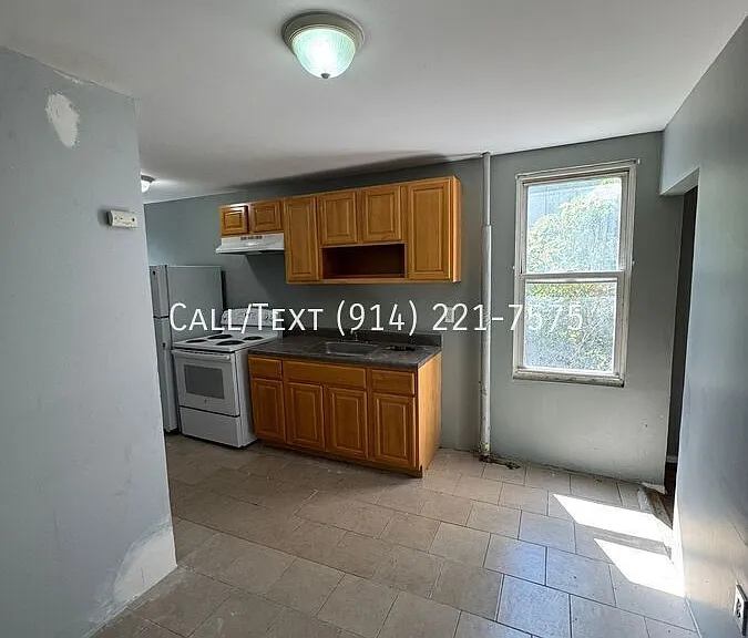 68 Jackson St — Photo 1