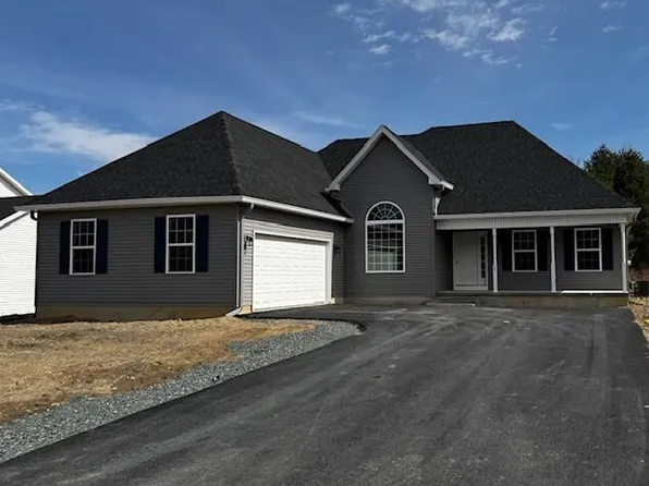 79 Seashore Way, Mechanicville, NY 12118