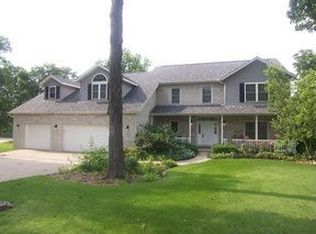 705 Mayfair Ct, Metamora, IL