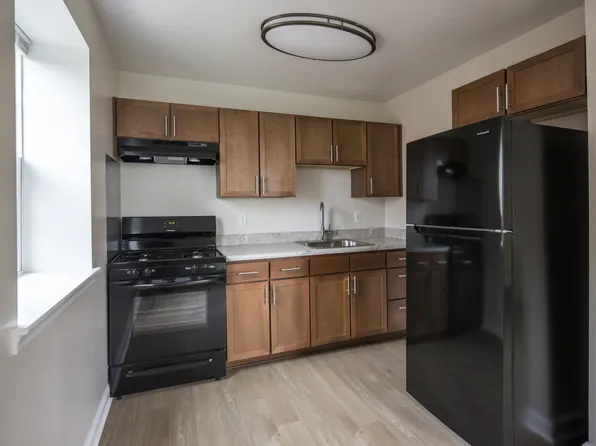 The Commons at Ridgecrest Village