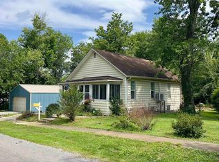 308 E Manila St, West Frankfort, IL 62896