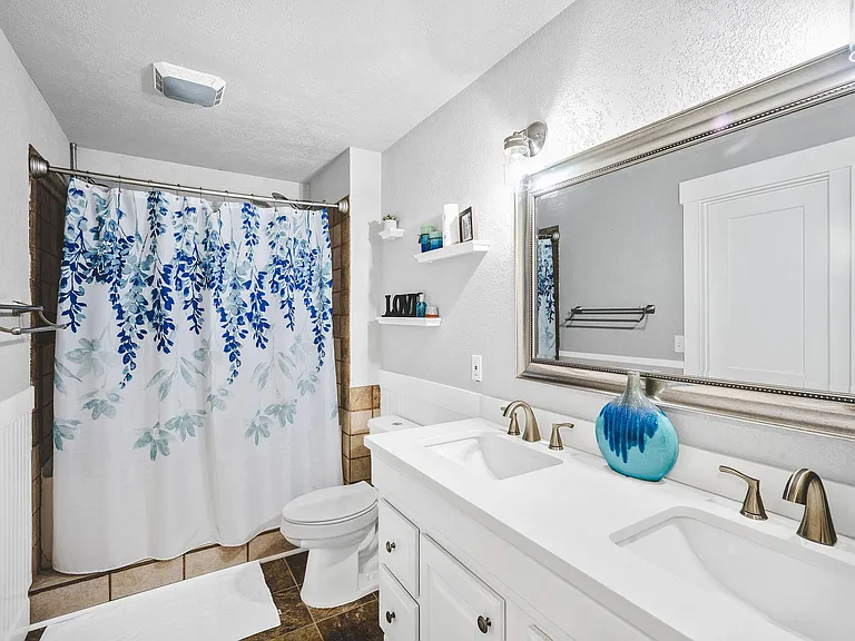 11168 N Bartlett Ave — Photo 18