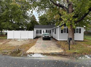 318 E Tampa Ave, Villas, NJ 08251