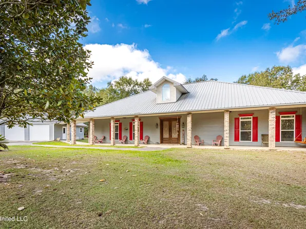 3112 Holden Dr, Vancleave, MS 39565