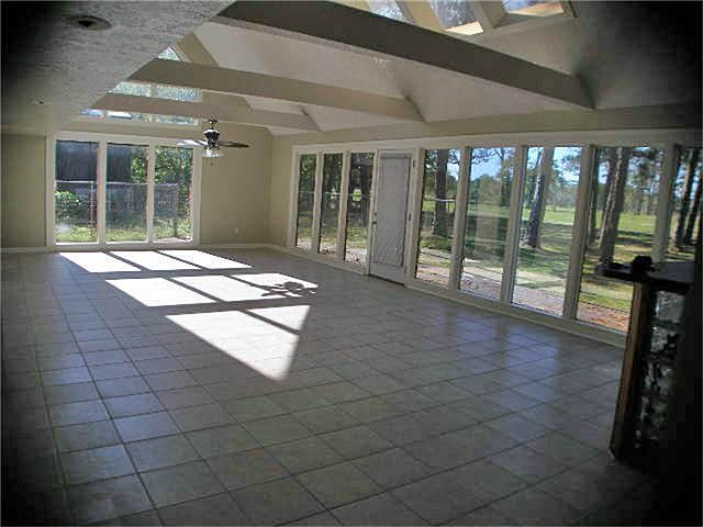 1st image of 4400 Country Club Dr
