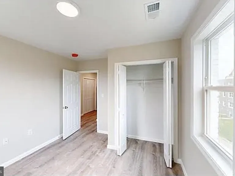 2429 Alabama Ave SE #204 — Photo 10
