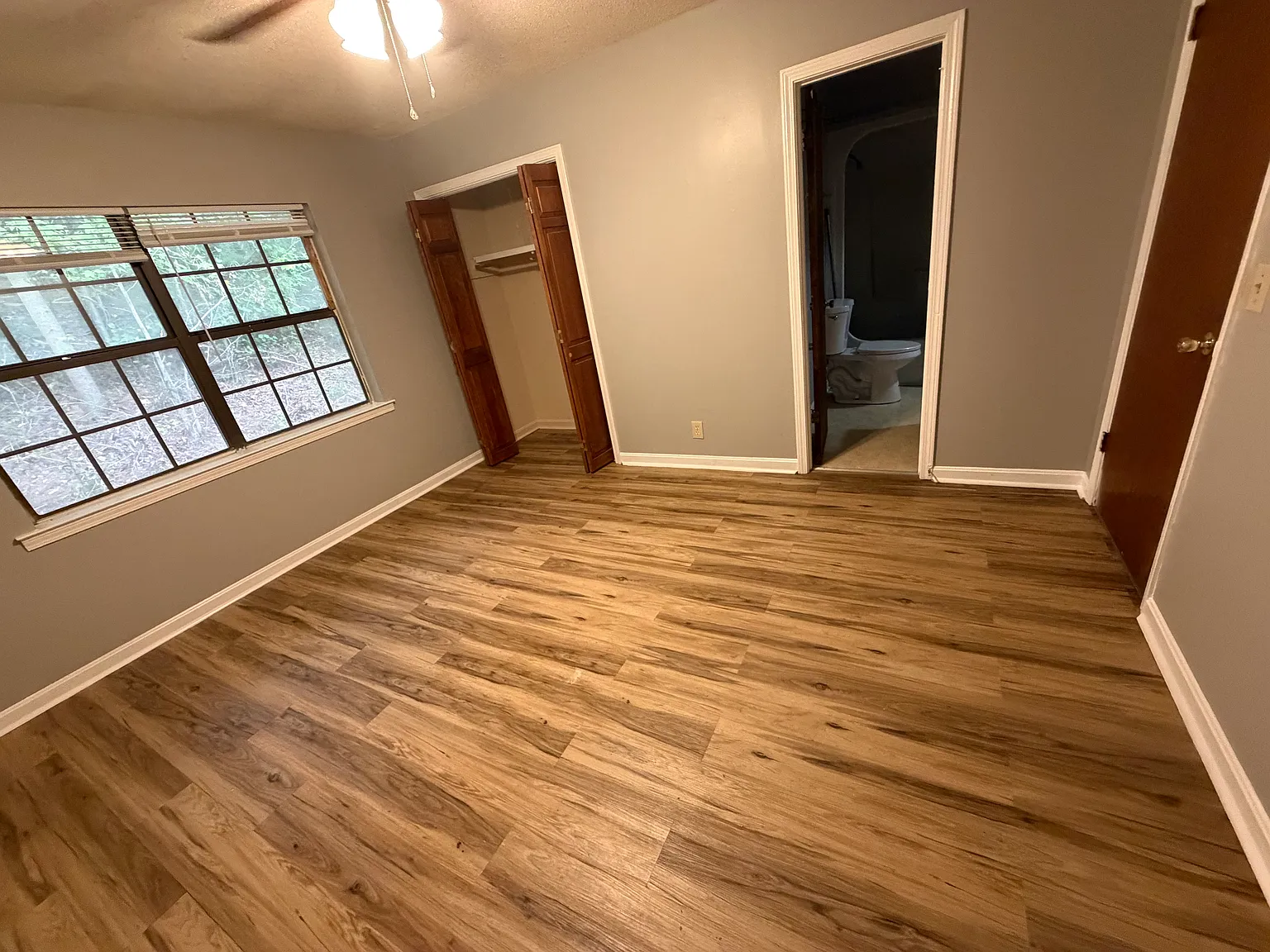 2 bed, 1.5 bath, $1,200 — Photo 4