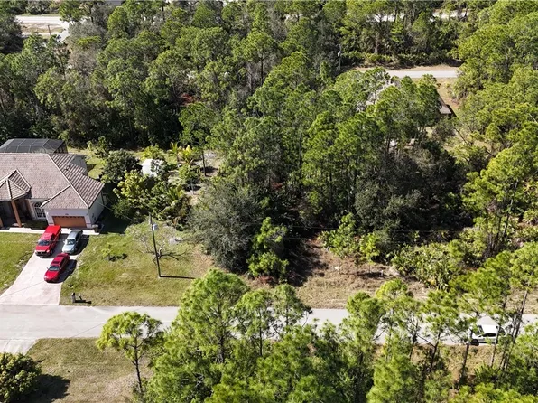 2005 Robert Ave, Alva, FL 33920