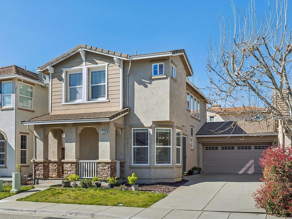 1st image of 2428 Hanson Dr