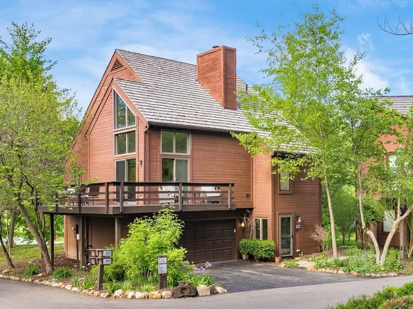 480 Beachside Dr, Westerville, OH 43081