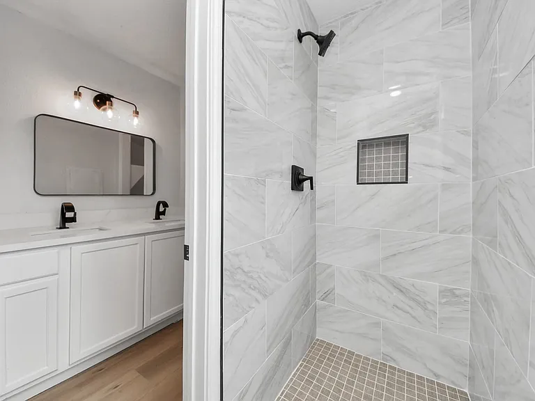 7427 Willow Oak Dr — Photo 12
