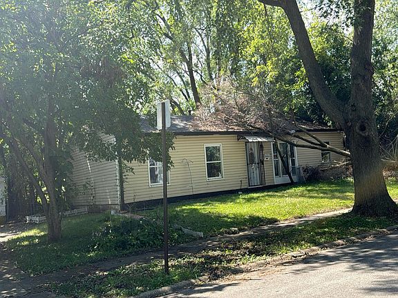 3rd image of 4139 Birchwood Rd