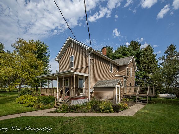 3rd image of 15750 Somonauk Rd