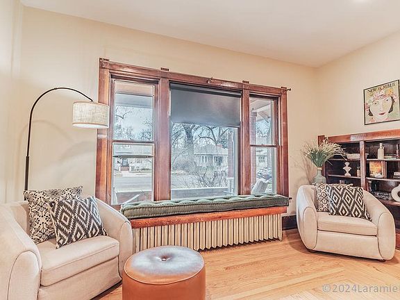 5th image of 408 S 11th St