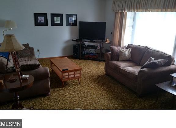 3rd image of 489 Nebraska Ave E