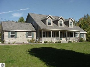 6030 Galvin Rd, Traverse City, MI 49685
