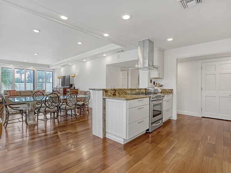 3400 N Ocean Dr #101 — Photo 6