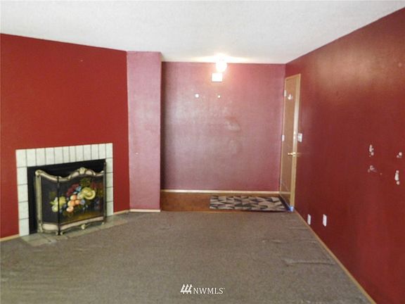 3rd image of 5831 Harlow Dr