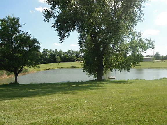 3rd image of 30206 Crystal Aire Dr