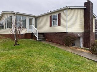 2785 Stewartstown Rd, Morgantown, WV 26508