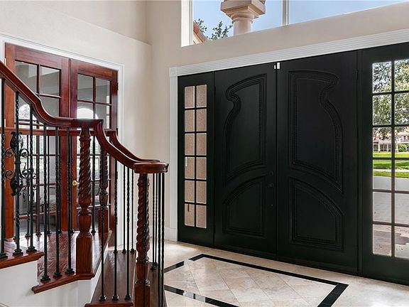 2nd image of 10819 Emerald Chase Dr