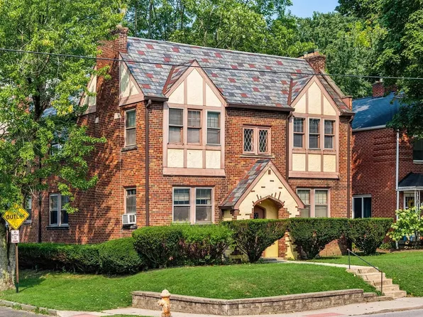 3157 Indianola Ave, Columbus, OH 43202