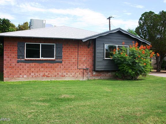 2nd image of 8206 E Roma Avenue