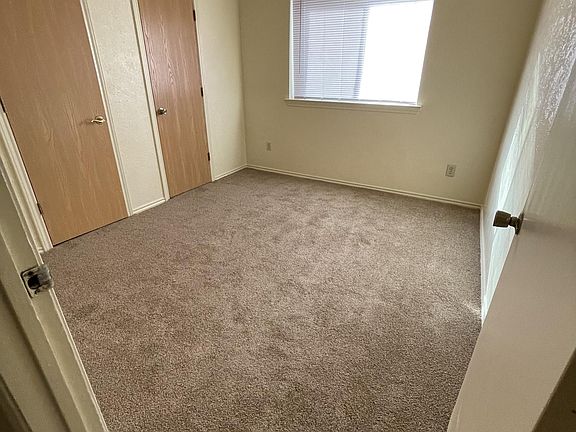 5th image of 7412 Rutgers Cir #A