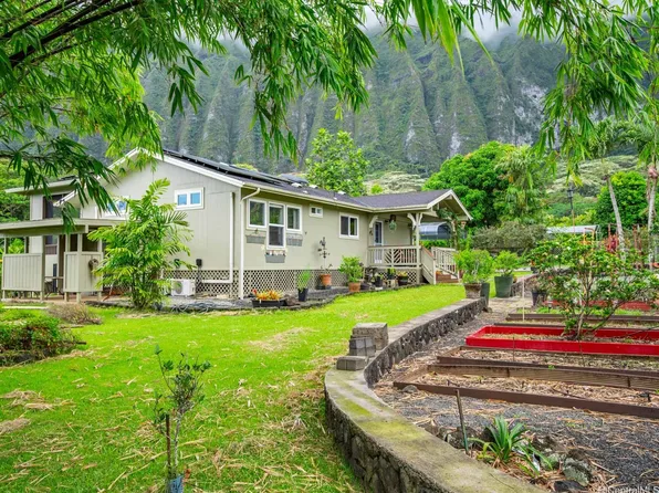 41-964 Kakaina St, Waimanalo, HI 96795