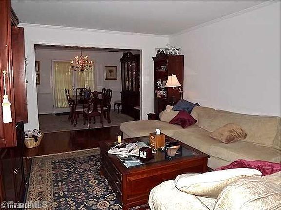 5th image of 3200 Regents Park Ln