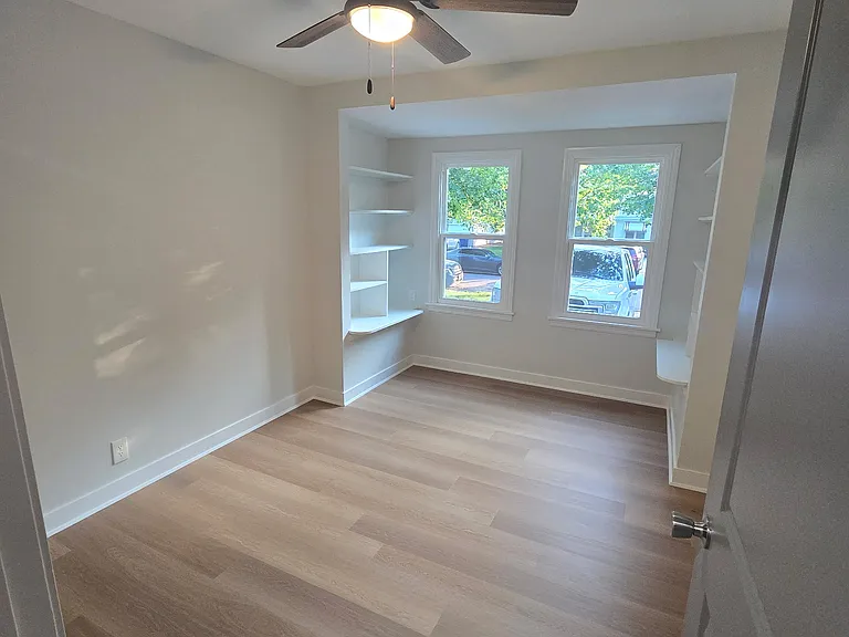 916 N Belmont Ave — Photo 9