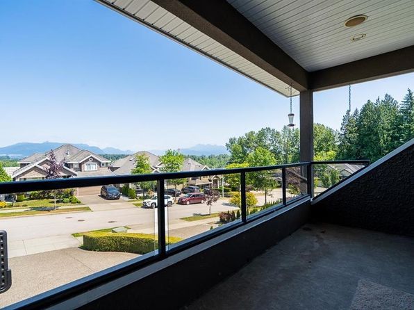 17466 103a Ave, Surrey, BC V4N 5R3