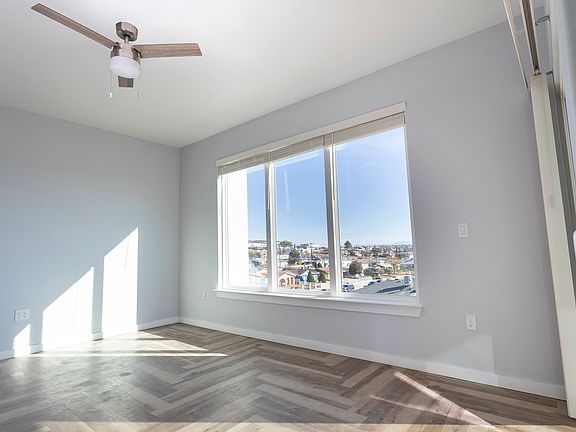 3rd image of 1255 N Cotton St #101