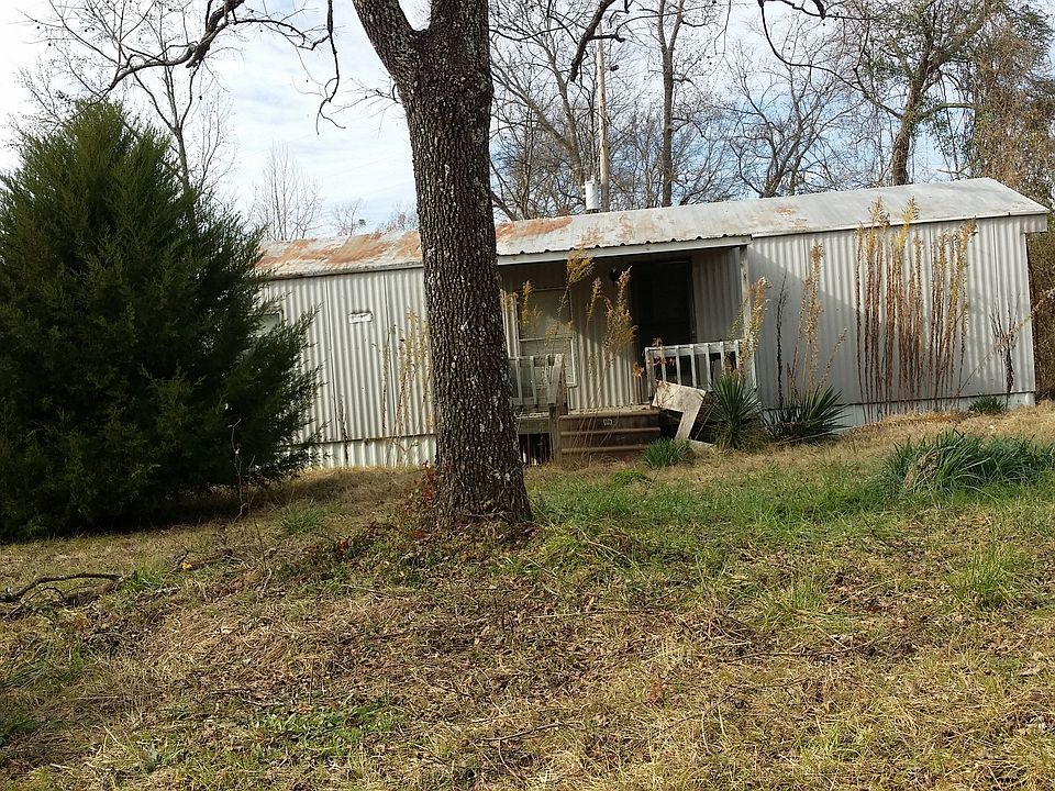2nd image of 3270 Highway 79 S